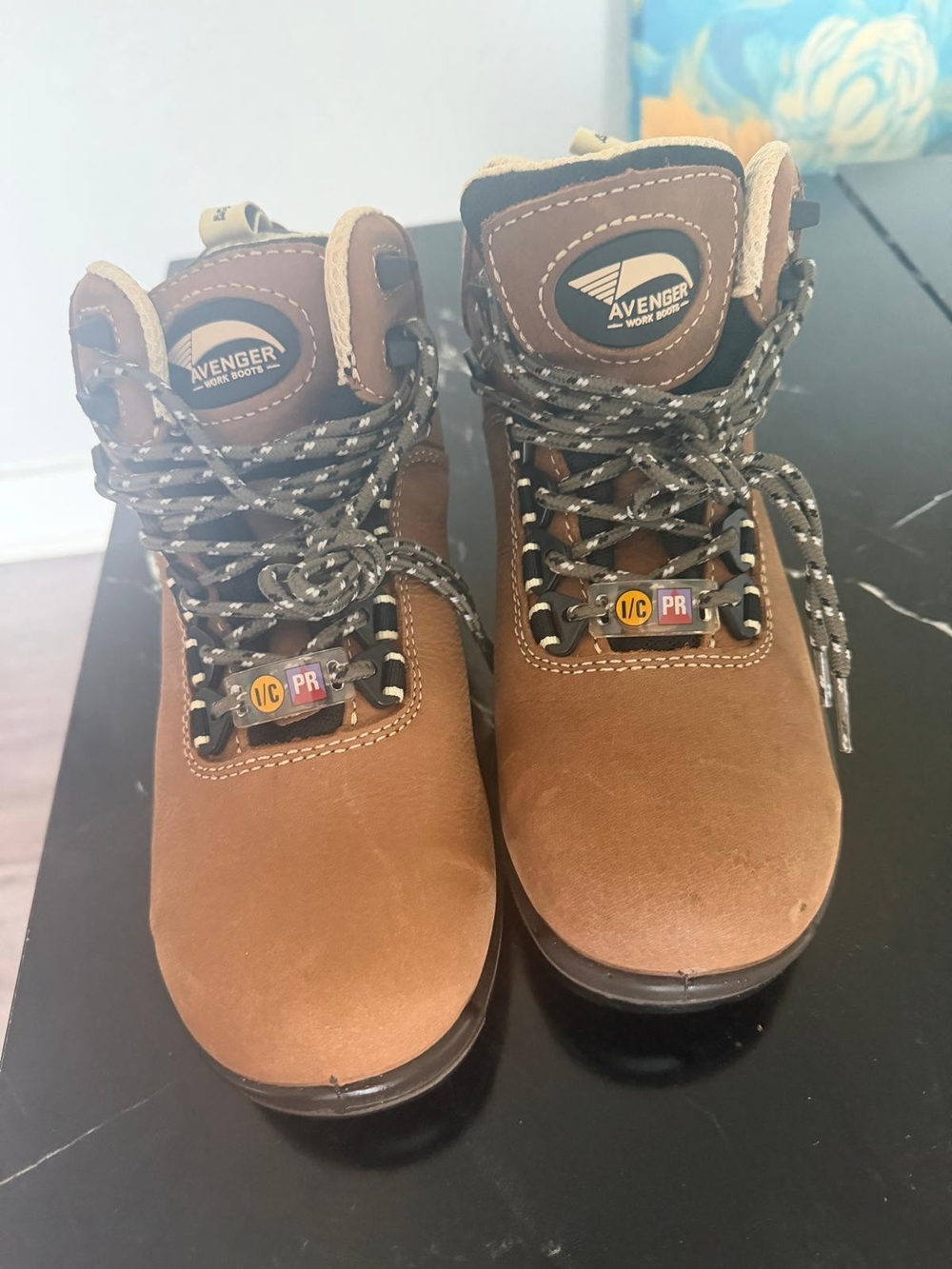 Avenger Brown Work Boots - Lace Up Safety Boots